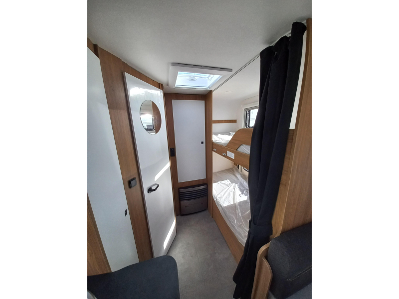 Caravelair Alba 496 Pack Ambition + Look  foto: 10