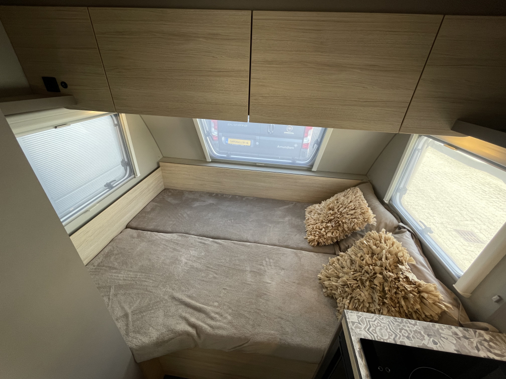 Weinsberg CaraCito DWARSBED+TREINZIT 1e EIGENAAR MOVER  foto: 2