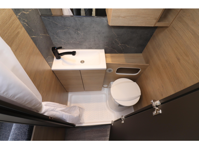 Weinsberg CaraOne 420 QD Model 2026 Dwars Bed 887  foto: 12