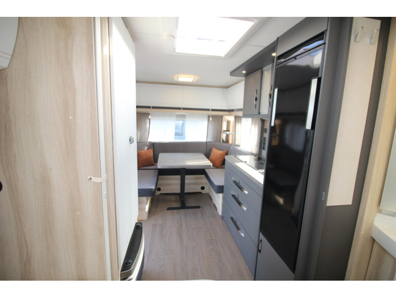 Hobby De Luxe 460 UFE Modeljaar 2027  foto: 10