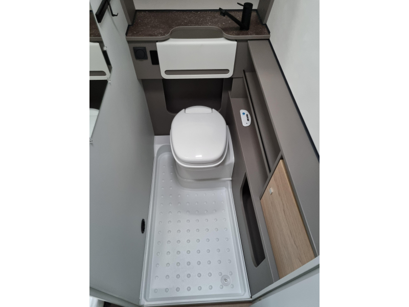 Bürstner B66 480 TK - Stapelbed -  foto: 17