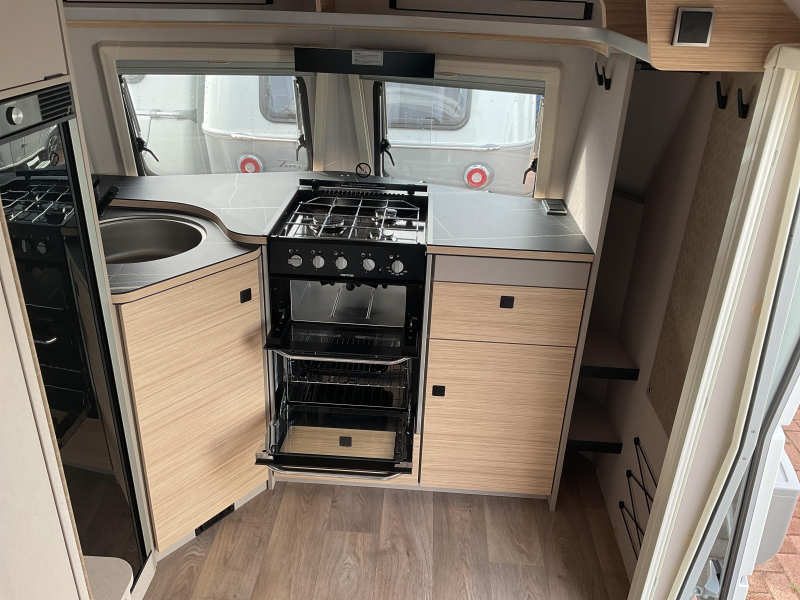 Eriba Touring 620 Urban Hampton Bakoven 