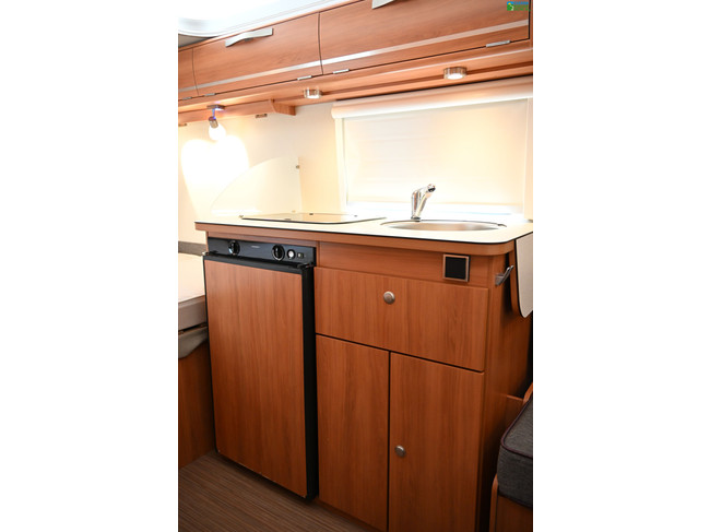 Eriba Touring Triton 418GT foto: 10