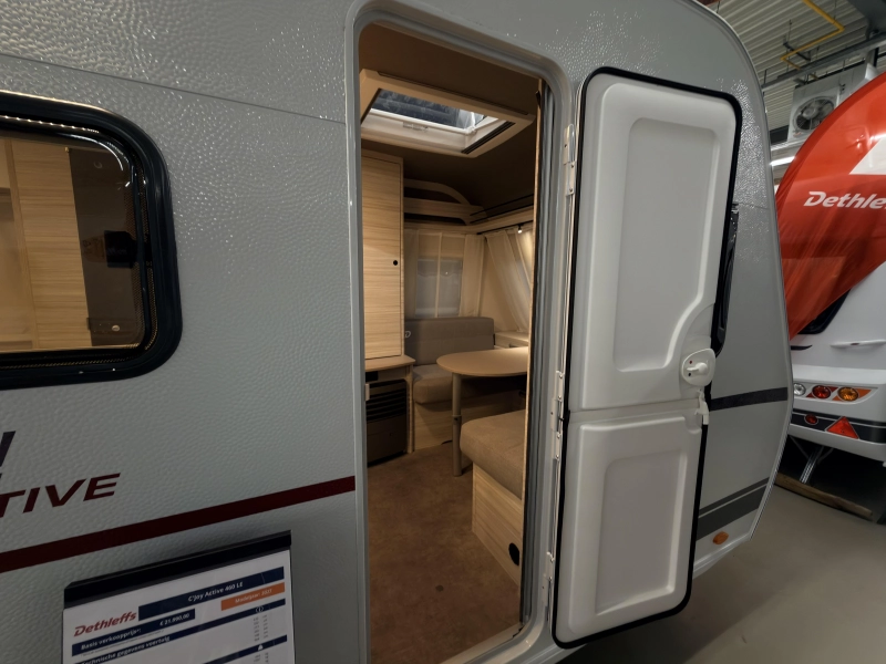 Dethleffs C'Joy Active 460 LE Active Pakket + 1360 KG  foto: 3