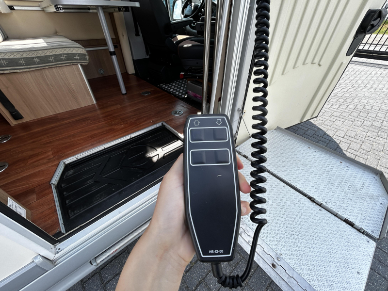 Elnagh M200 CPT Rolstoel-camper met lift  foto: 29