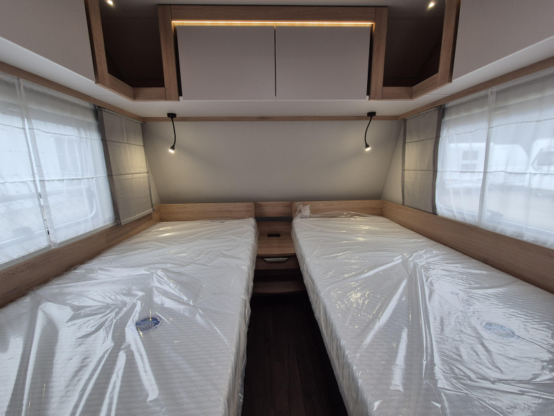 Knaus Sport Platinum 500 EU Rondzit + enkele bedden  foto: 6