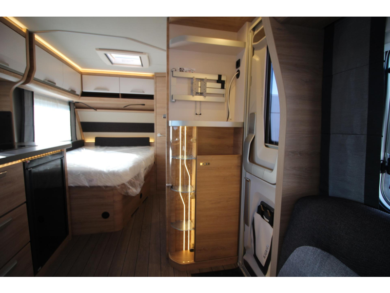 Knaus Sudwind Black Selection 450 FU Modeljaar 2027  foto: 17