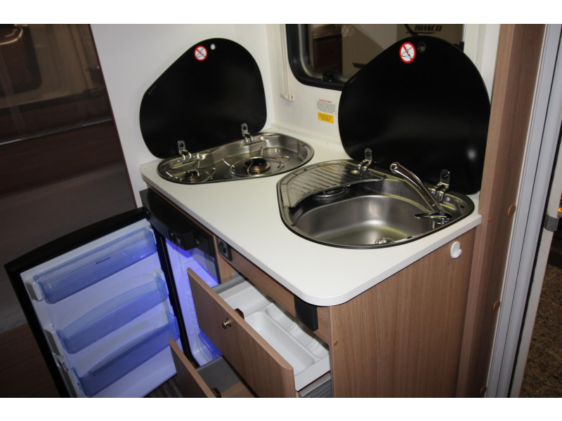 Adria Aviva Lite 390 PS Mover,Voortent,Fietsenrek  foto: 14