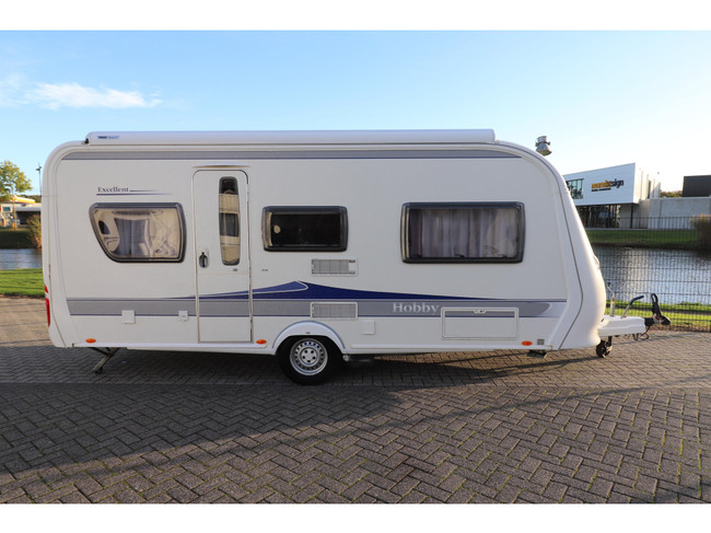 Hobby Excellent 495 UL Mover / Thule Luifel foto: 1
