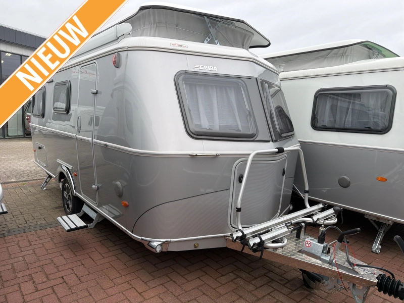 Eriba Touring 630 Urban Hampton Zilver  hoofdfoto: 1