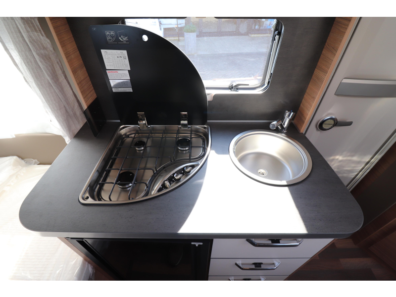 Weinsberg CaraOne Edition HOT 390 QD MEGA KORTING / 597  foto: 11