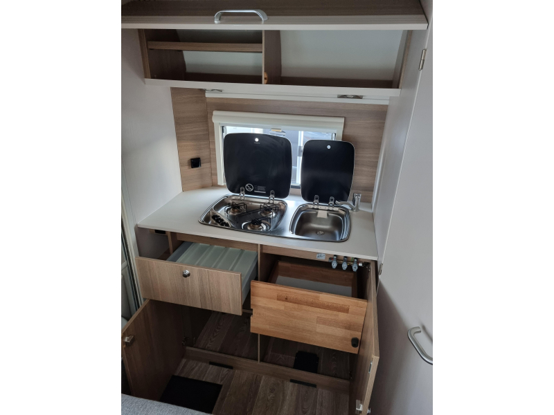 Dethleffs C'Joy 420 QSH - Thule Cassette Luifel -  foto: 12