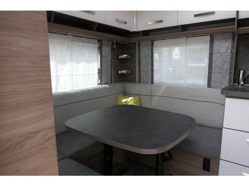 Knaus Sport Silver Selection 450 FU inclusief voortent  foto: 7