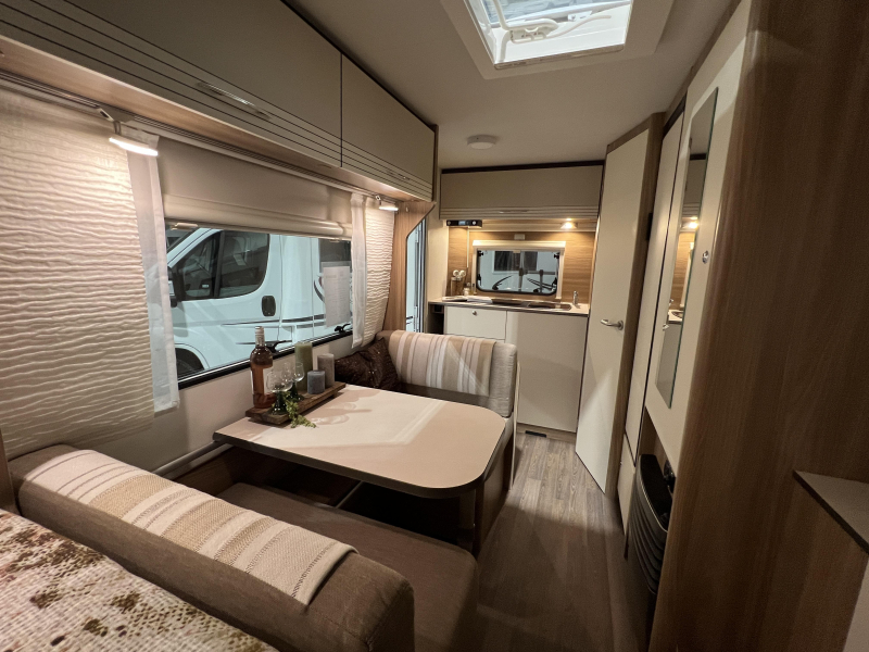 Bürstner Premio Life 425 TS 