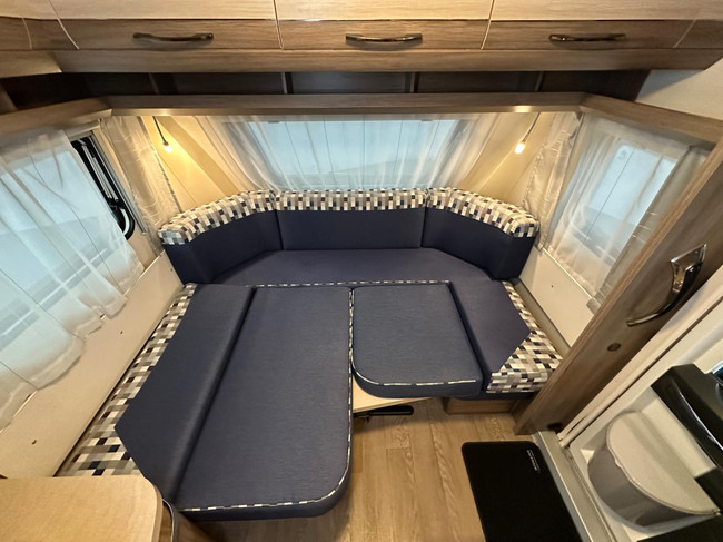 Hobby De Luxe 460 LU foto: 6