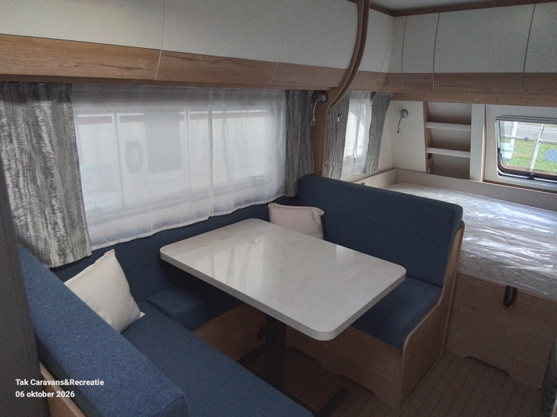 Hobby Excellent Edition 490 KMF Model 2027 kinderbed 