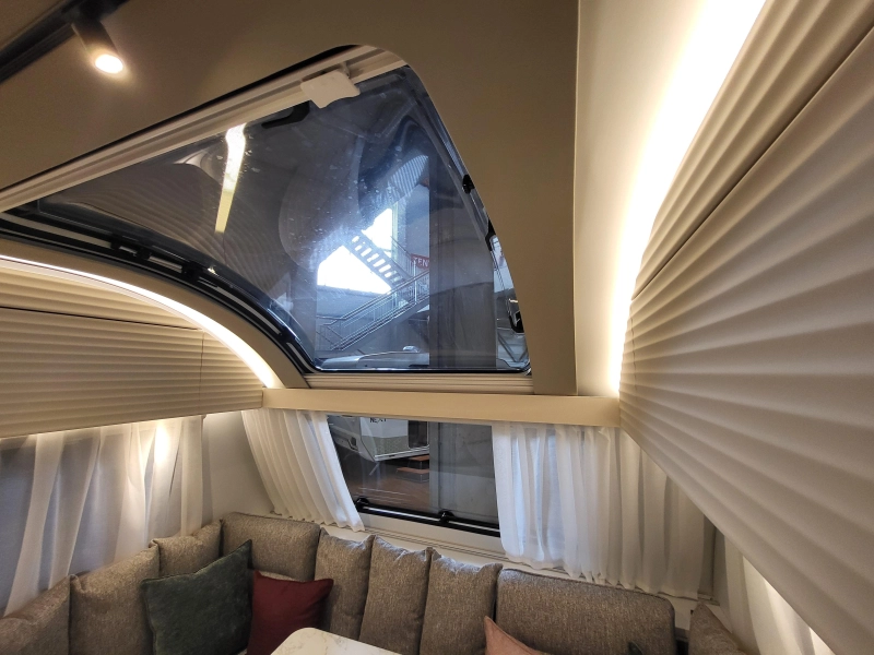 Adria Adora 522 UP nieuwste uitvoering  foto: 23