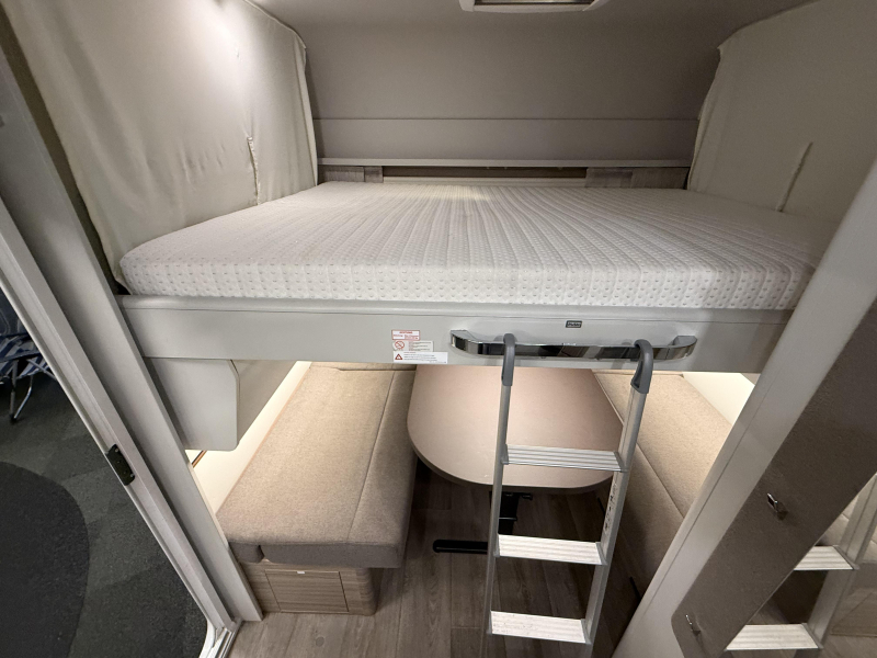 Bürstner Averso Plus 510 TK STAPELBED 7 PERS TOP  foto: 6