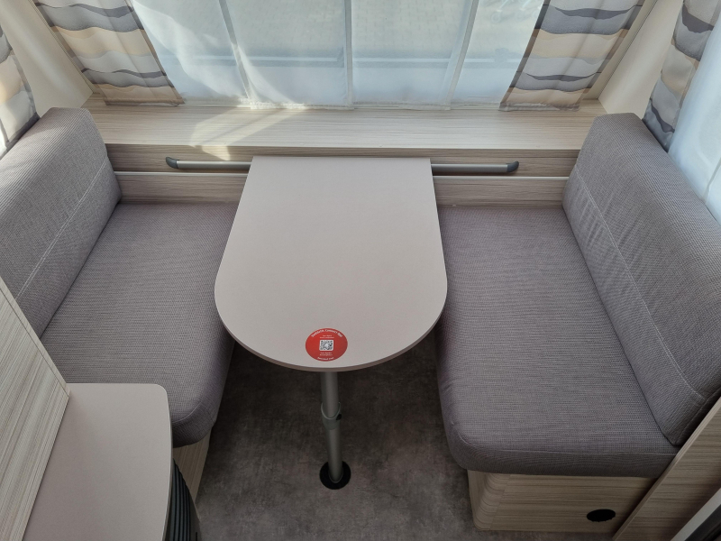 Dethleffs C'Joy 460 LE Active - Enkele bedden!  foto: 5