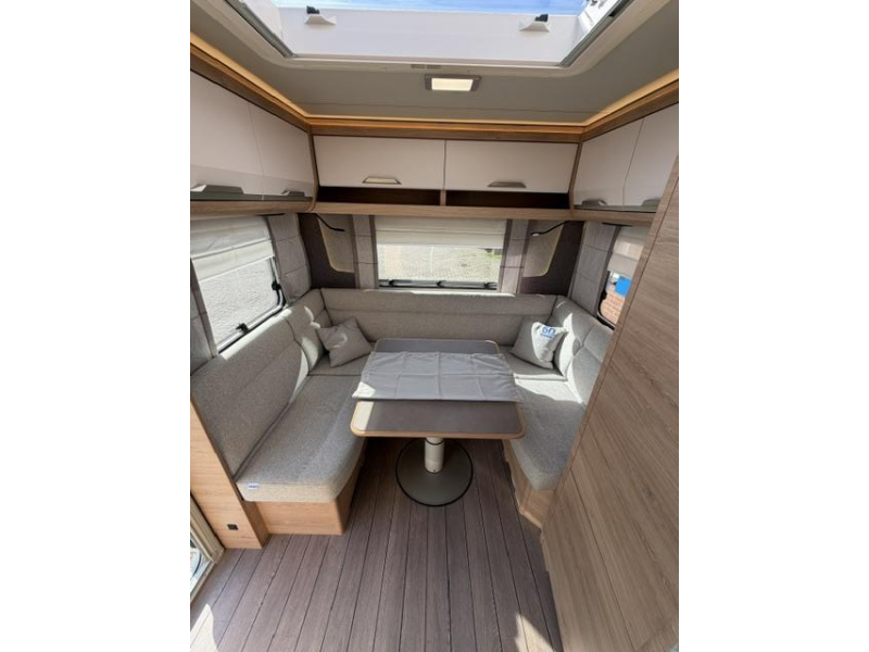 Knaus Sudwind 60 Years 500 EU Mover en Fietsendrager  foto: 23