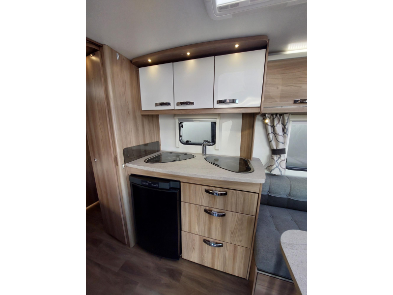 Sprite Alpine Sport 470 CF voortent-mover-GFK-etc  foto: 10