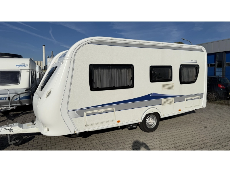 Hobby De Luxe 460 UFE frans bed rondzit toilet  foto: 14