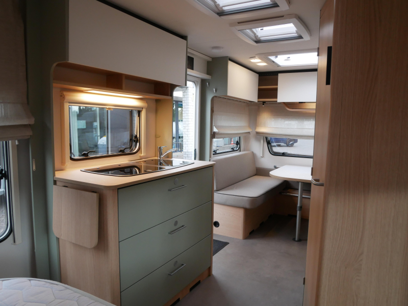 LMC Style 450 D Mover, voortent  foto: 14