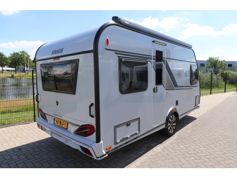 Knaus Sudwind 60 Years 450 FU Luifel/ Campovolo Gas 