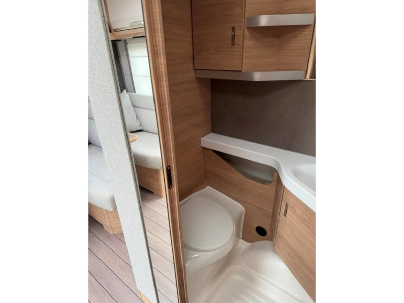 Knaus Sudwind 60 Years 460 EU mover fietsenrek luifel  foto: 17