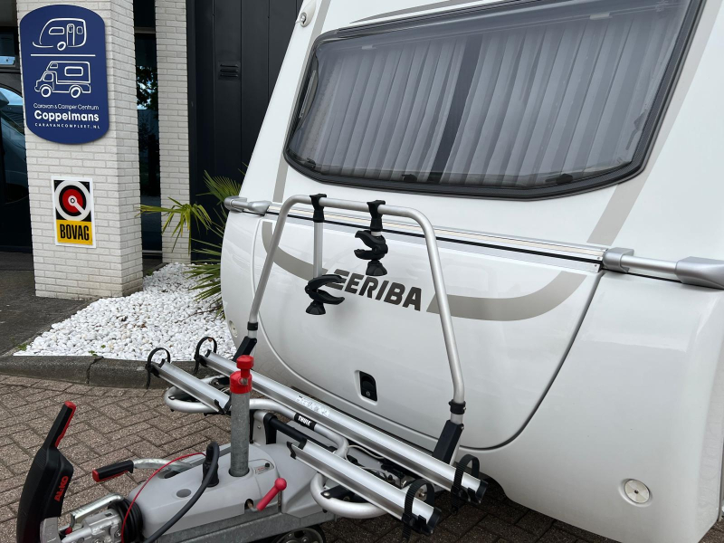 Eriba Nova Light 442 Lengtebedden, Mover, Tent 