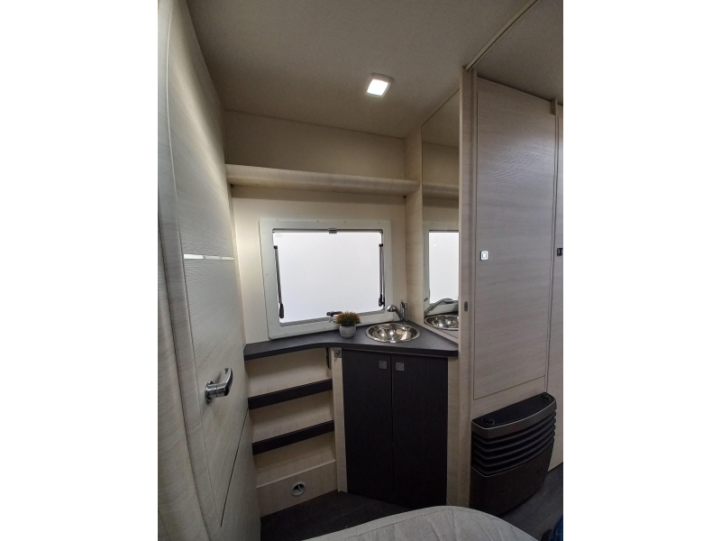 Caravelair Artica 520 mover-cassette-TV-beugel  foto: 14