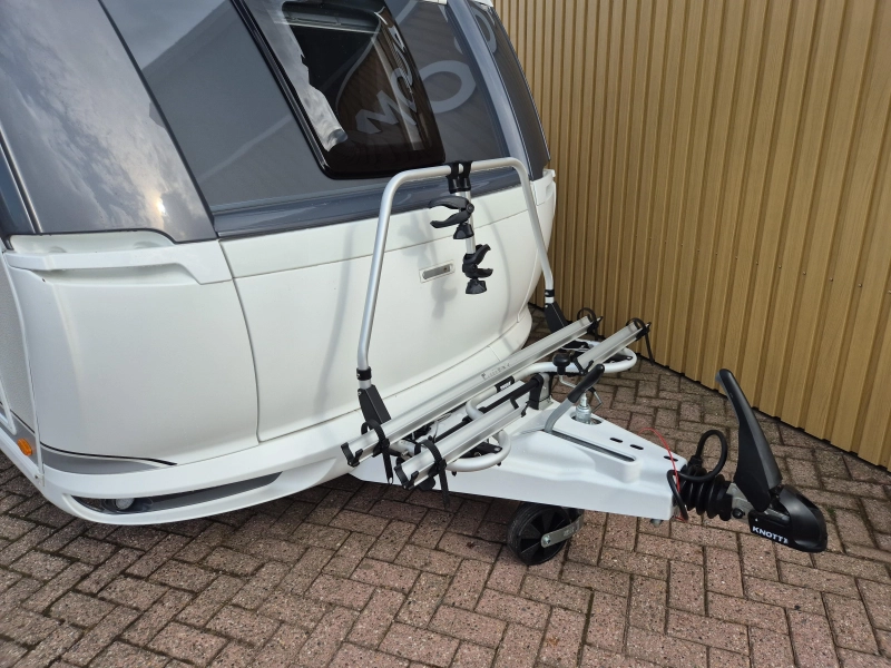 Hobby De Luxe 490 KMF  foto: 3