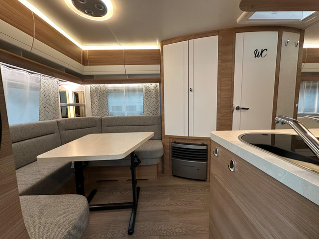 Hobby De Luxe 495 UL