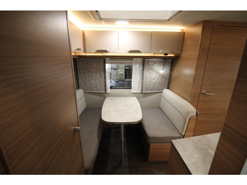 Knaus Sport 420 QD Mover, Thule 6300  foto: 5
