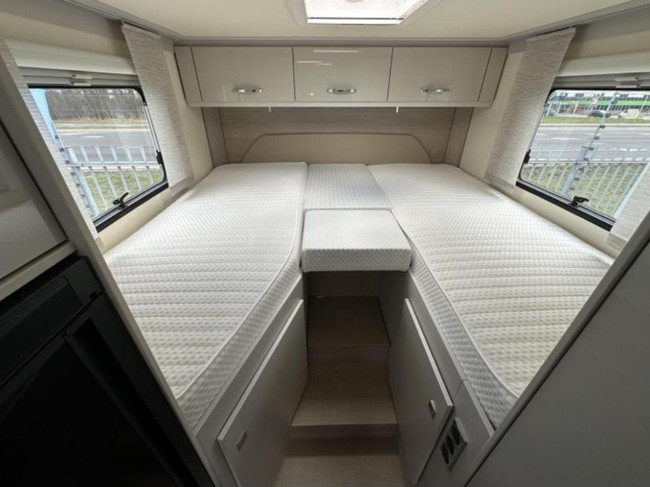 Bürstner Nexxo Van T 690 G LENGTE BEDDEN + 3.650 KG. foto: 10