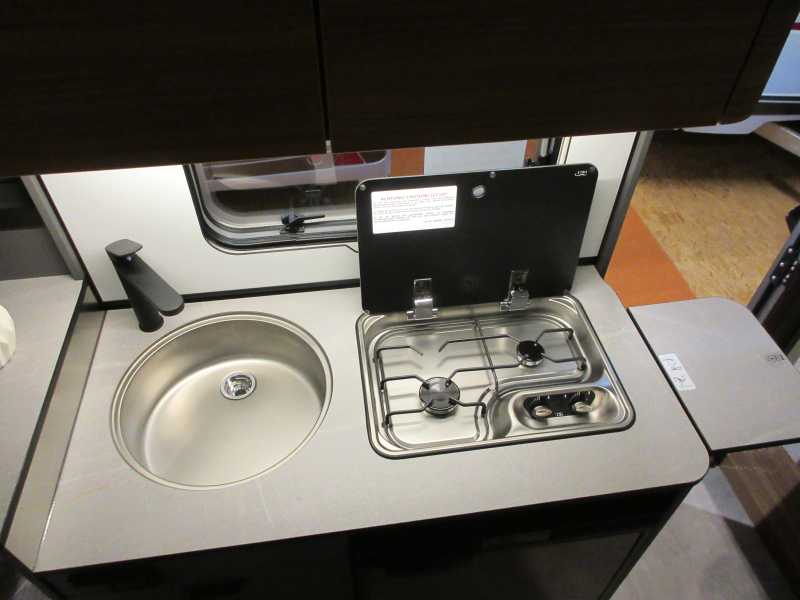 Eriba Feeling 470 COMPACT ENKELE BEDDEN!!  foto: 7