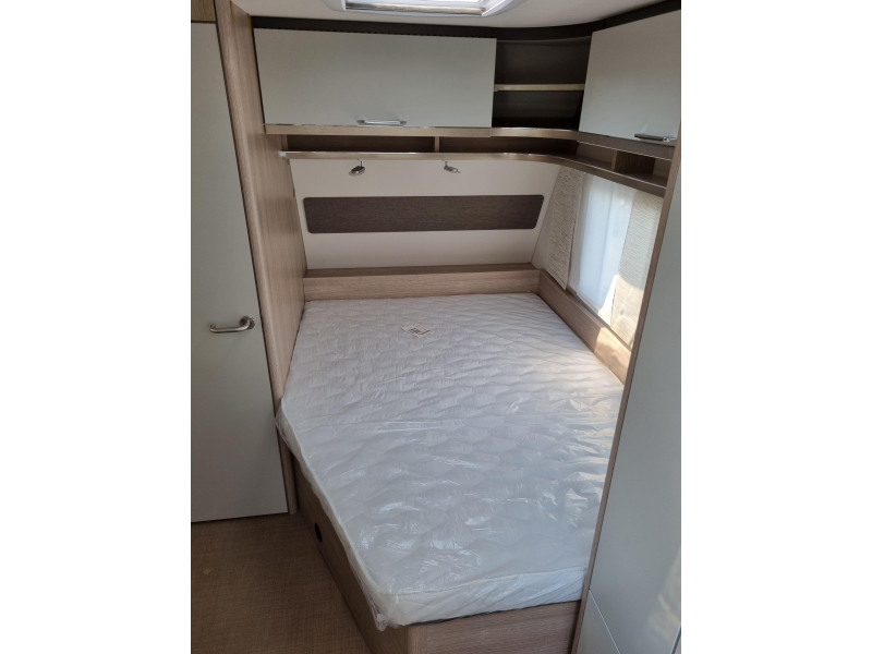 Bürstner Premio 460 TS Gratis Mover!  foto: 13