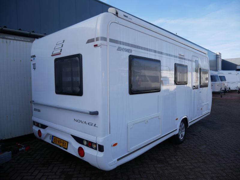 Eriba Nova GL 485 Compleet uitgerust  foto: 2