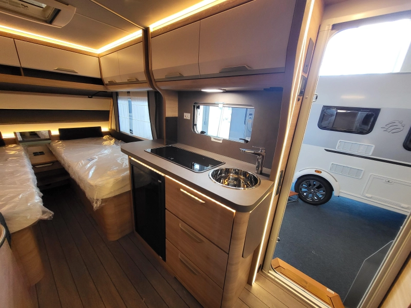 Knaus Sudwind Black Selection 500 EU uit voorraad leverbaar  foto: 12