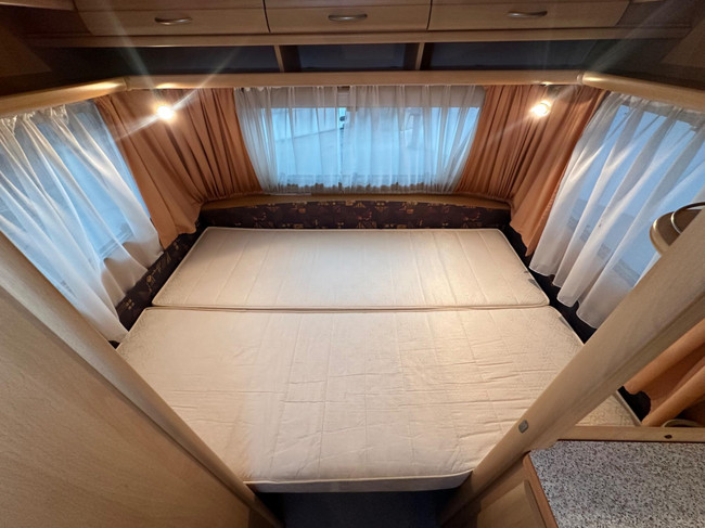 Dethleffs Camper 460 DB foto: 4