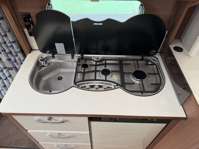 LMC Maestro 490 E foto: 14