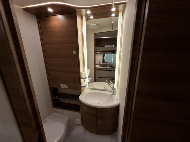 Dethleffs Nomad 530 DR Mover+Luifel+Fiets+Voort  foto: 9