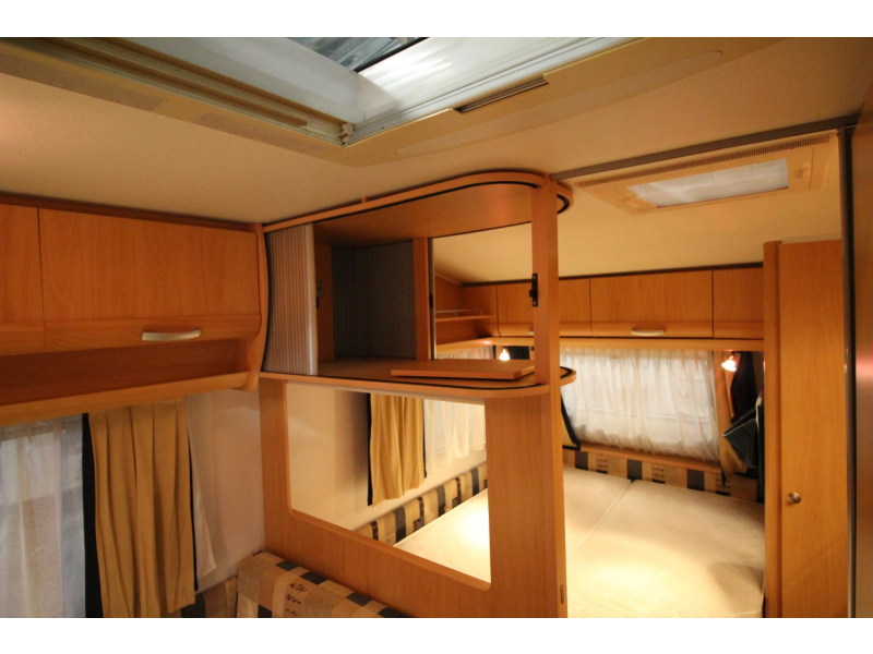 Beyerland Sprinter Lite 390 FB Voortent,Fietsenrek  foto: 11