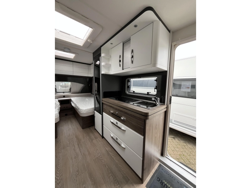 Hobby Excellent Edition 495 UL 1800kg-bedvebred-reswiel  foto: 6