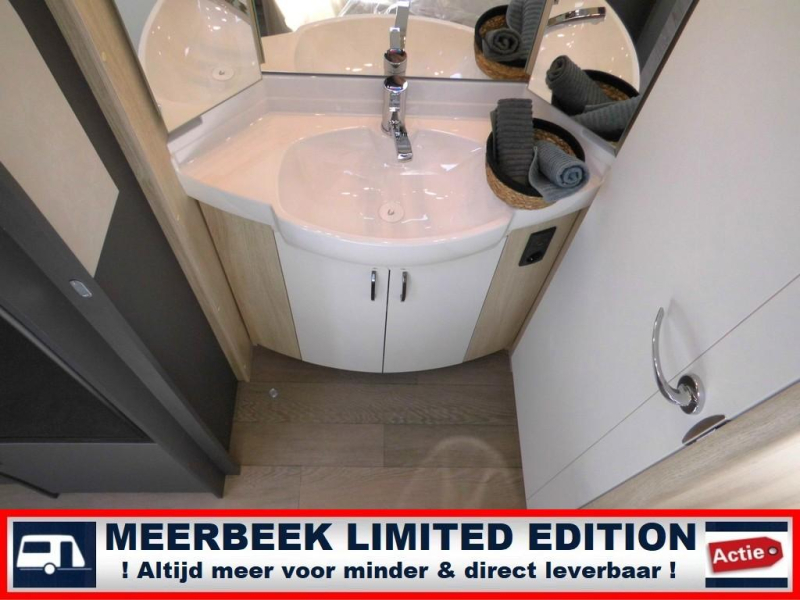 Hobby De Luxe 460 UFE 2027 NIEUWSTE MODEL !  foto: 15
