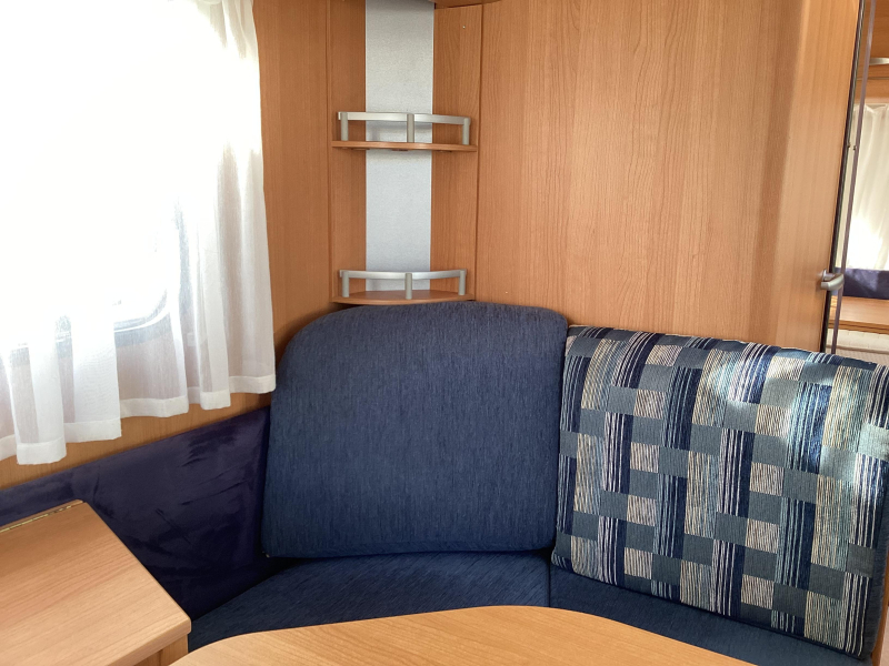 Knaus Sport 420 QD mover/ voortent  foto: 17
