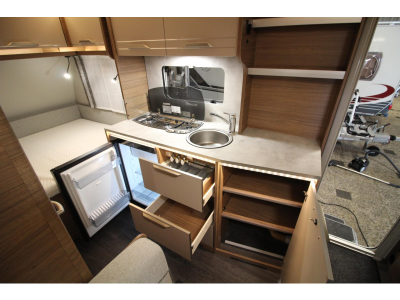 Knaus Sport 420 QD Mover, Thule 6300  foto: 11