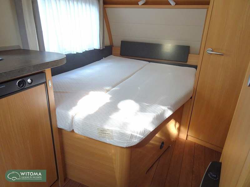 Knaus Sudwind 450 FU Mooi complete caravan  foto: 9