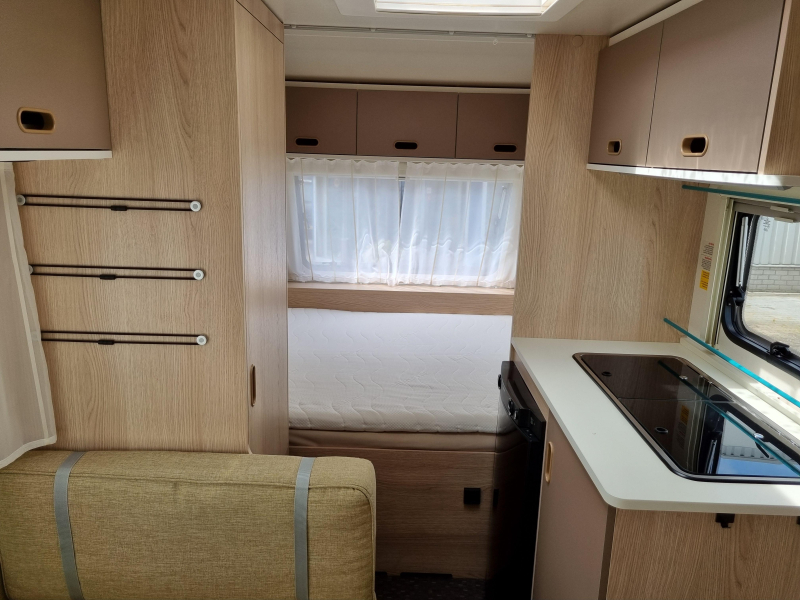 Adria Aviva 390 PS Lichtgewicht!  foto: 3