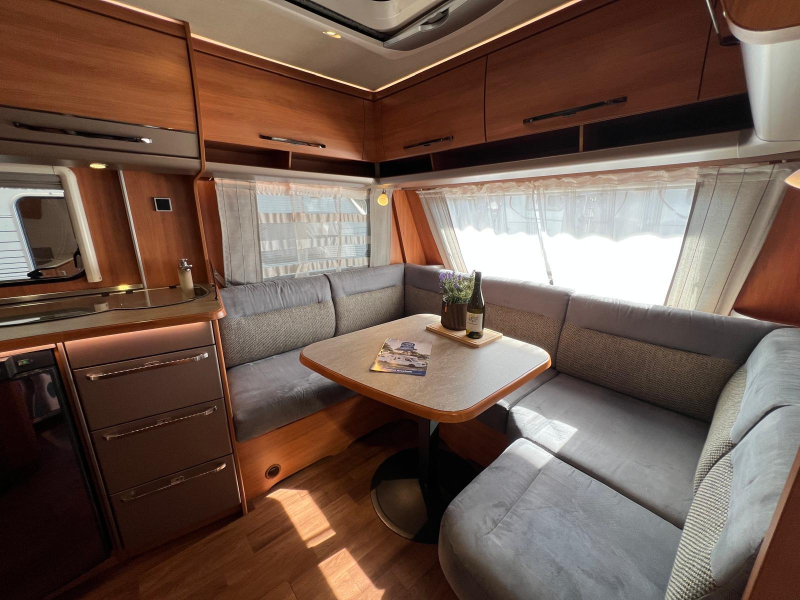 Eriba Nova Winner Edition 465 GL mover, luifel, airco  foto: 11